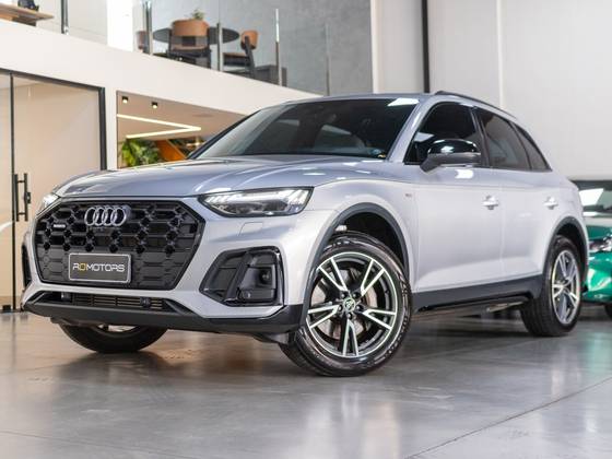 AUDI Q5 2.0 55 TFSIE PHEV PERFORMANCE BLACK QUATTRO S TRONIC AUDI Q5 2.0 55 TFSIE PHEV PERFORMANCE BLACK QUATTRO S TRONIC